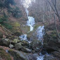 三段の滝の冬景色